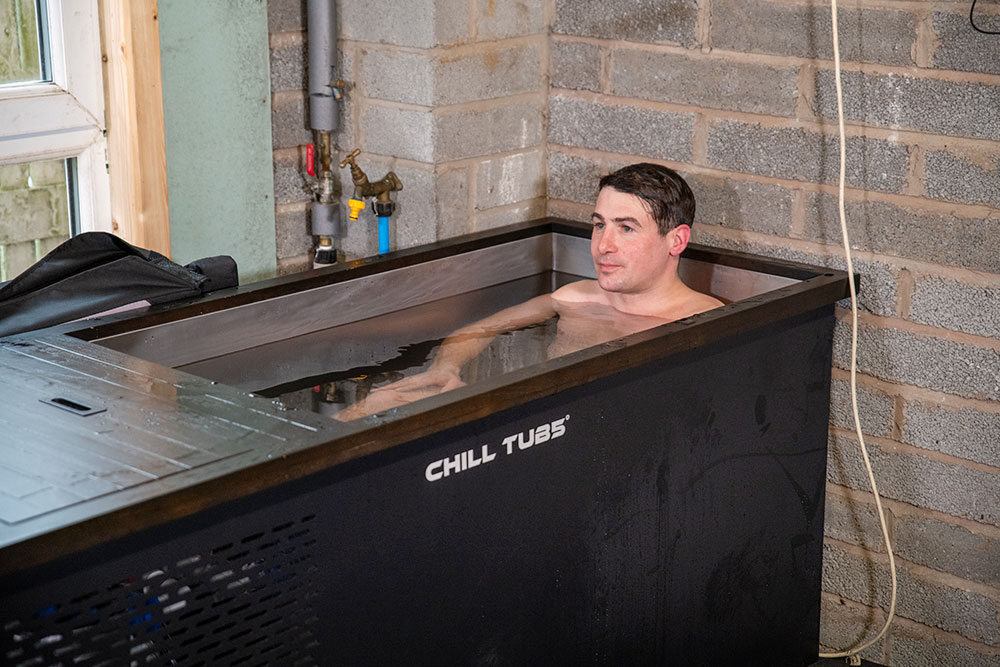 Chill-Tubs-Ryan-Mania-204-iimg-1000x667